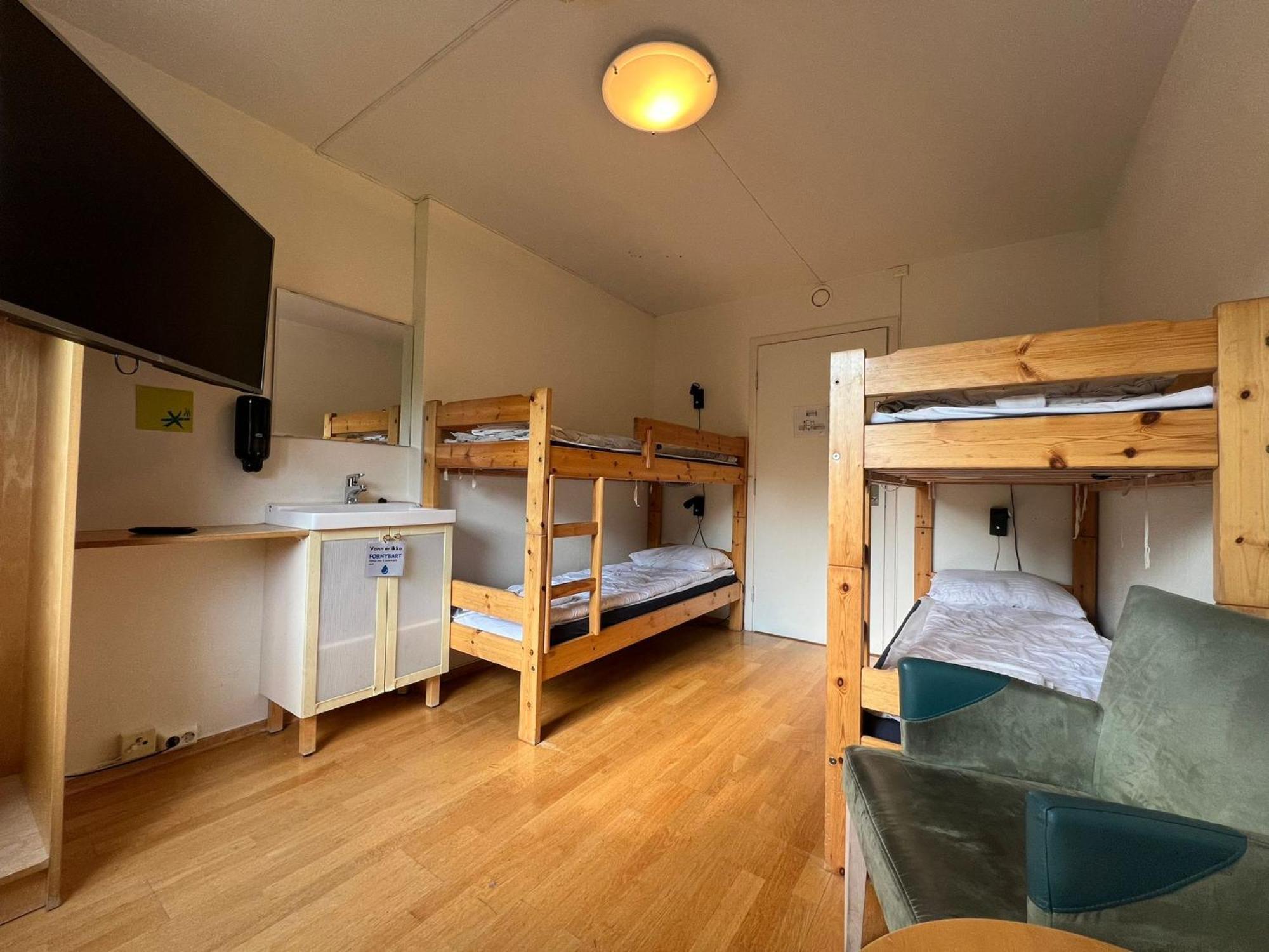 Gjovik Hovdetun Hostel エクステリア 写真