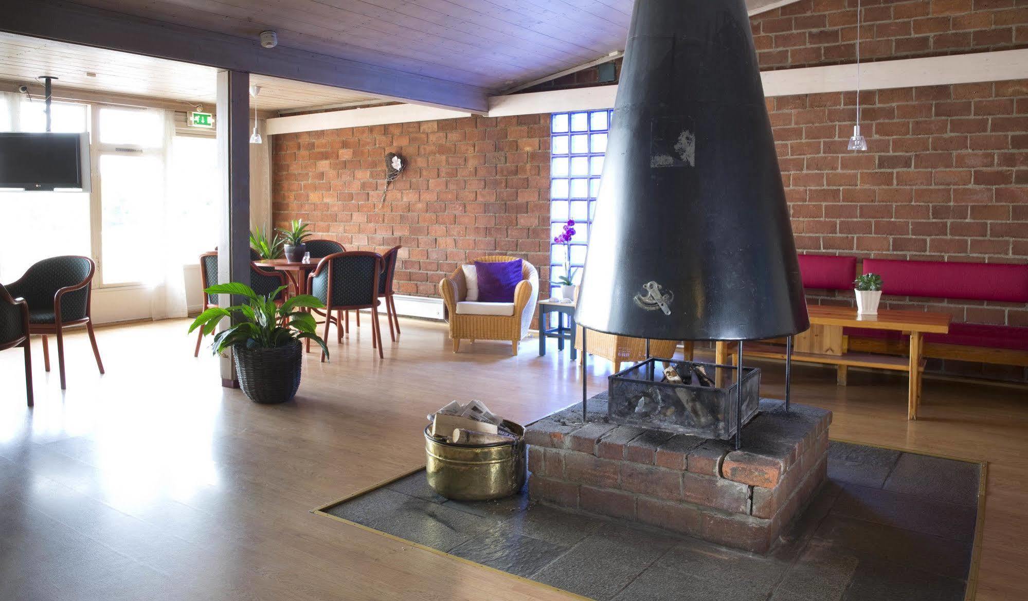 Gjovik Hovdetun Hostel エクステリア 写真